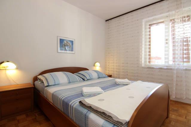 Eco-Apartments With Nice Garden Baska Voda Exterior photo